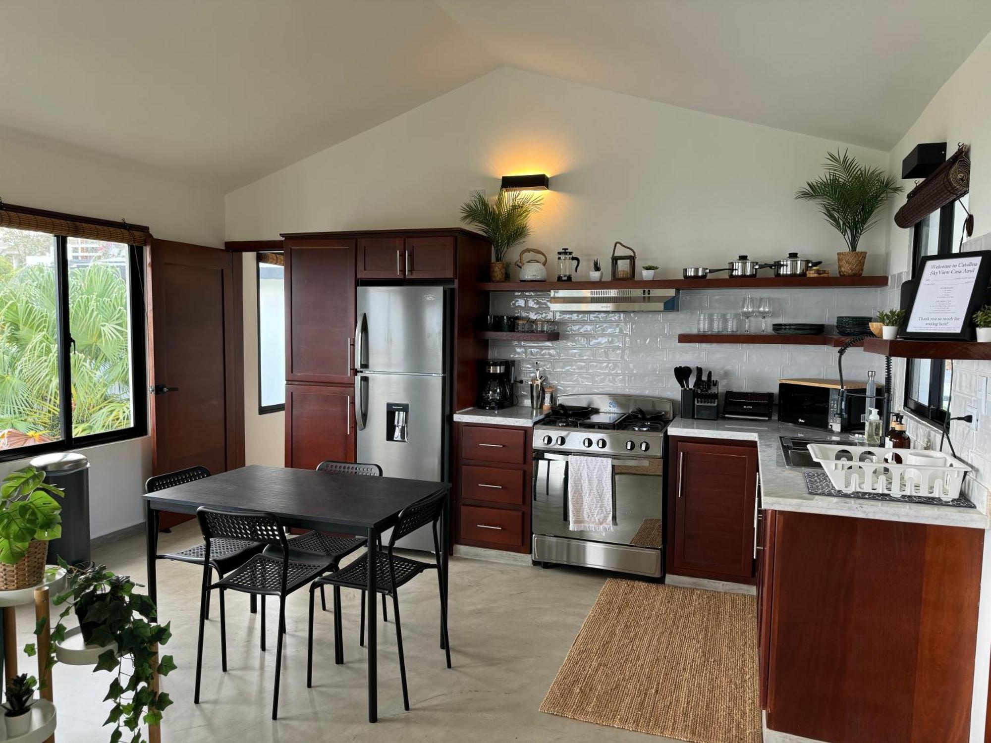 Catalina, Cabrera Oceanview Multi 2 Bd 2 Bath Condo Units With Balcony And Pool المظهر الخارجي الصورة