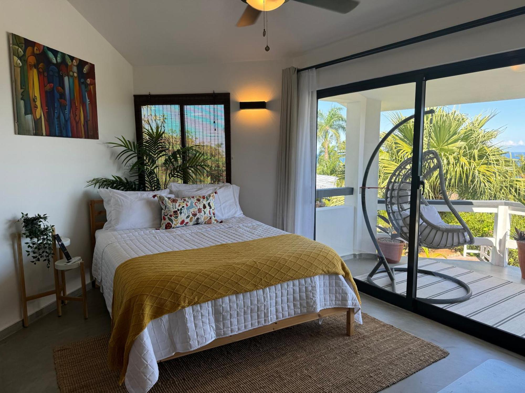 Catalina, Cabrera Oceanview Multi 2 Bd 2 Bath Condo Units With Balcony And Pool المظهر الخارجي الصورة