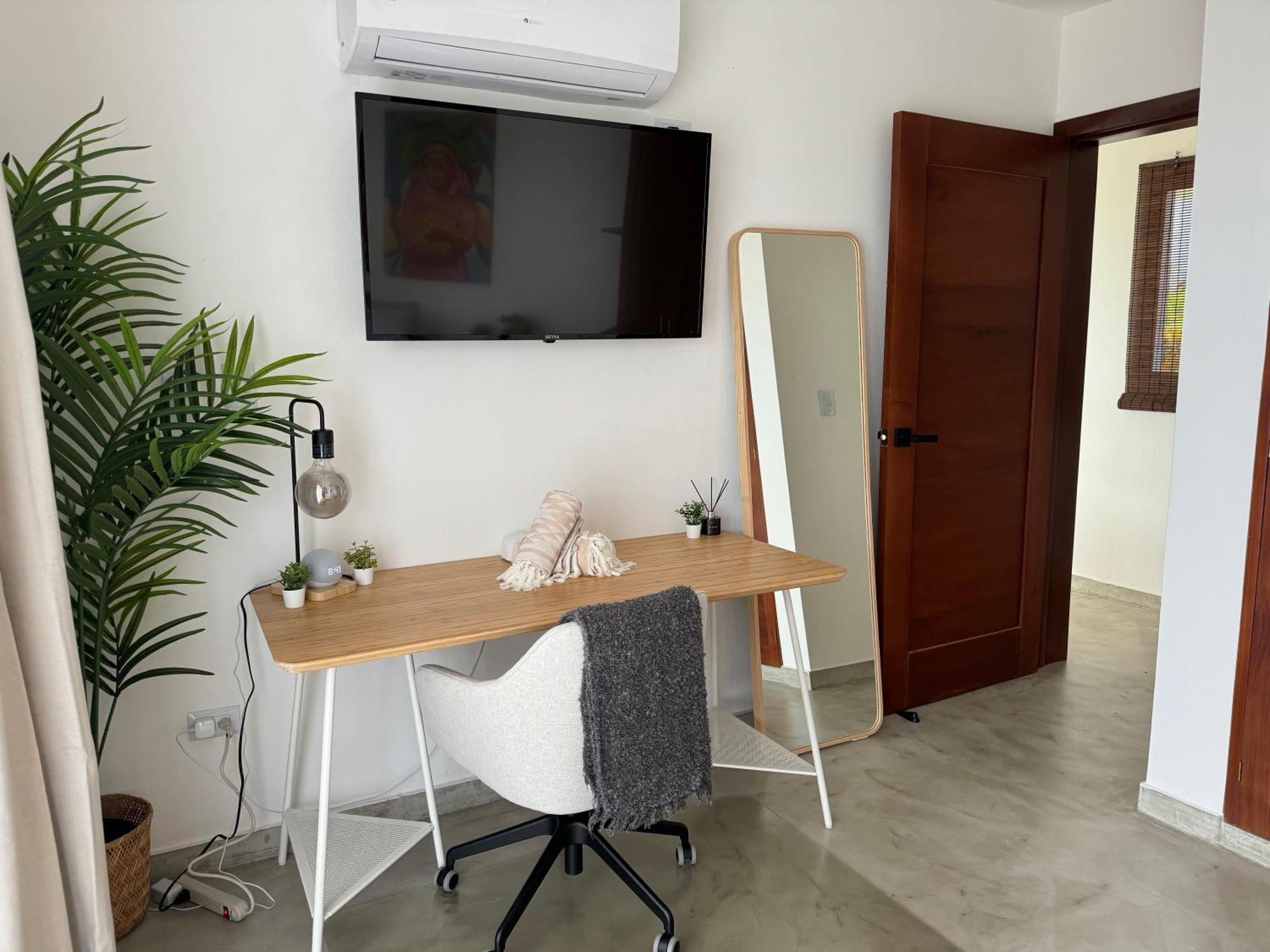 Catalina, Cabrera Oceanview Multi 2 Bd 2 Bath Condo Units With Balcony And Pool المظهر الخارجي الصورة